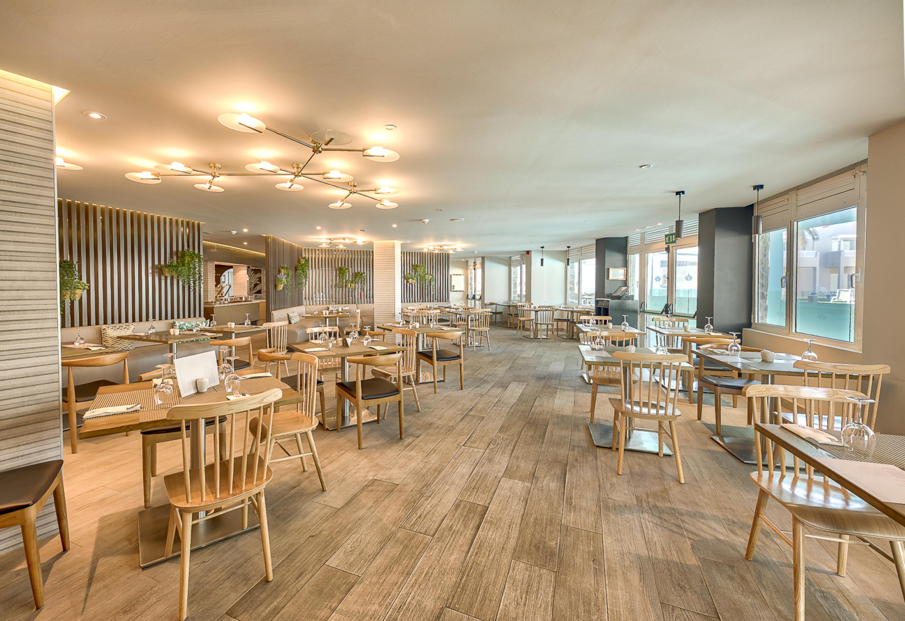 Livvo Koala Garden Hotell 4*