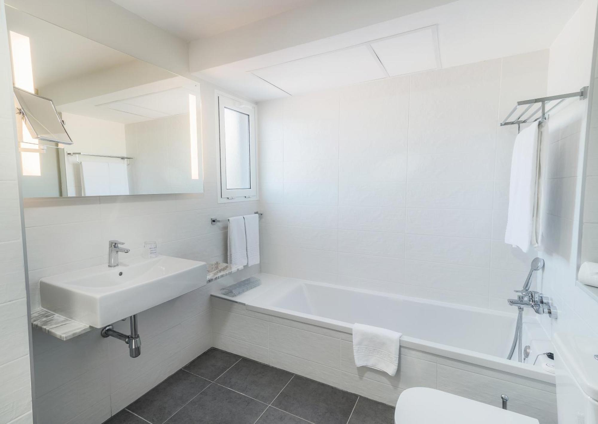 Livvo Koala Garden 4*
